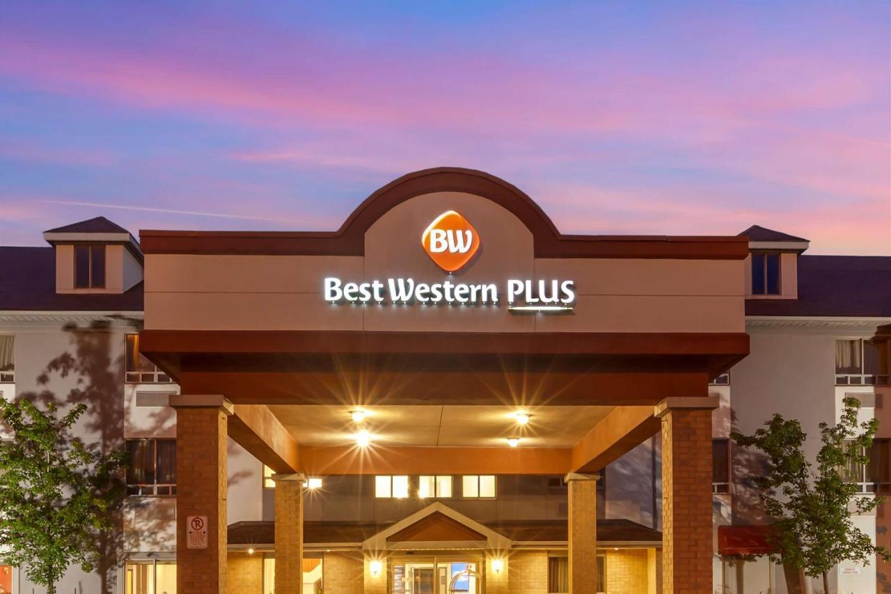 Best Western Plus Burlington Inn & Suites Exterior foto